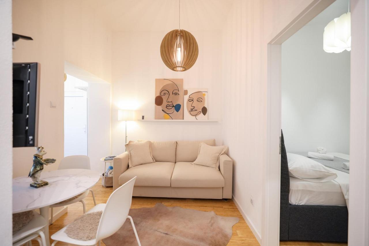 Iadra Apartment In City Center 扎达尔 外观 照片