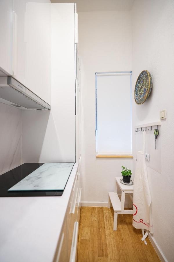 Iadra Apartment In City Center 扎达尔 外观 照片